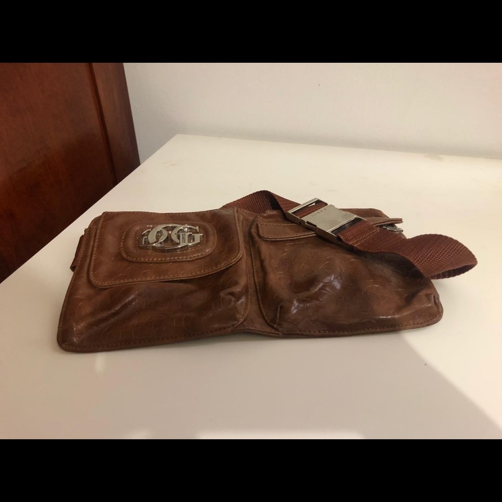 Guess purse